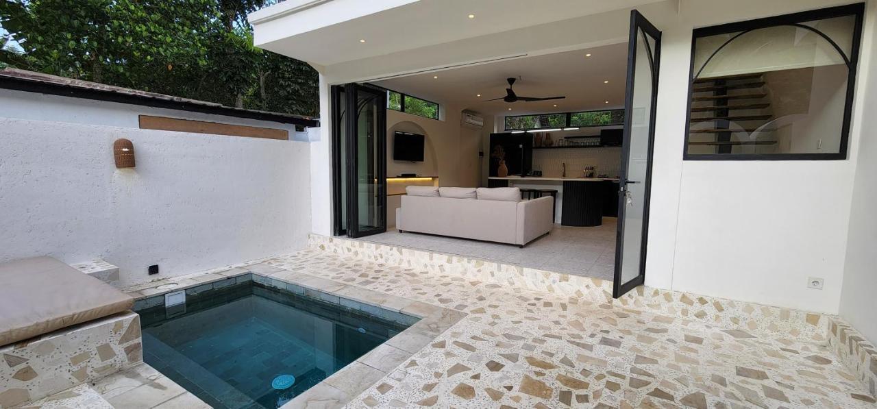Tiu Oasis Lombok Hotell Kuta  Exteriör bild