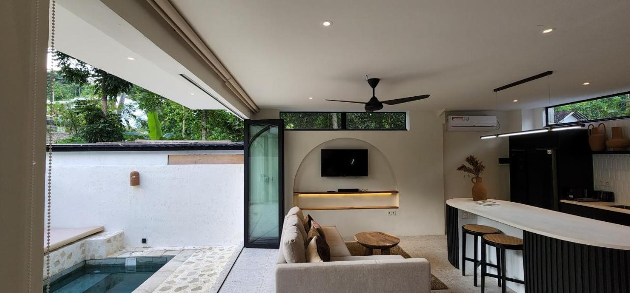 Tiu Oasis Lombok Hotell Kuta  Exteriör bild