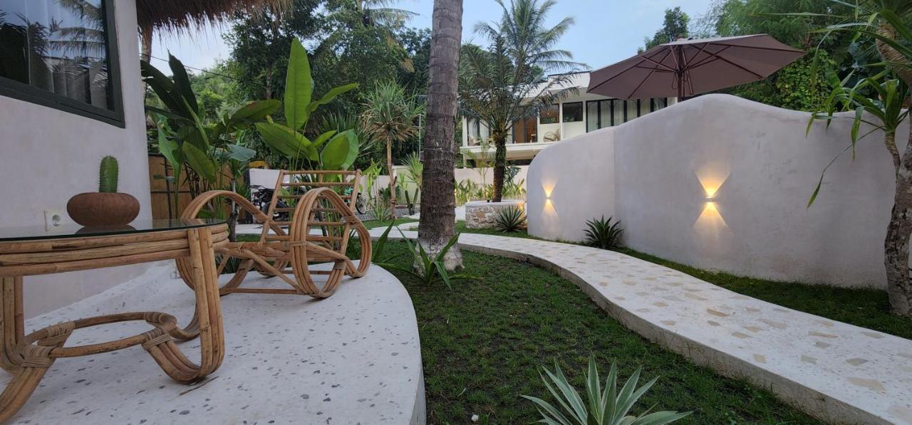 Tiu Oasis Lombok Hotell Kuta  Exteriör bild