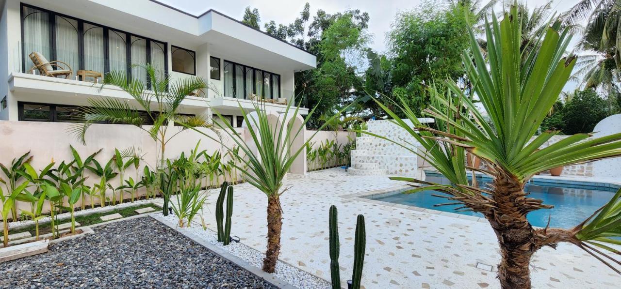 Tiu Oasis Lombok Hotell Kuta  Exteriör bild